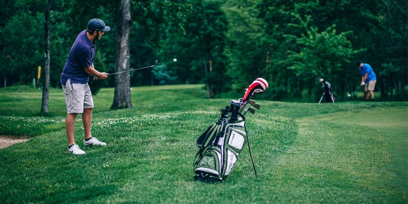 Helpful Tips For Beginners To Learn Golfing