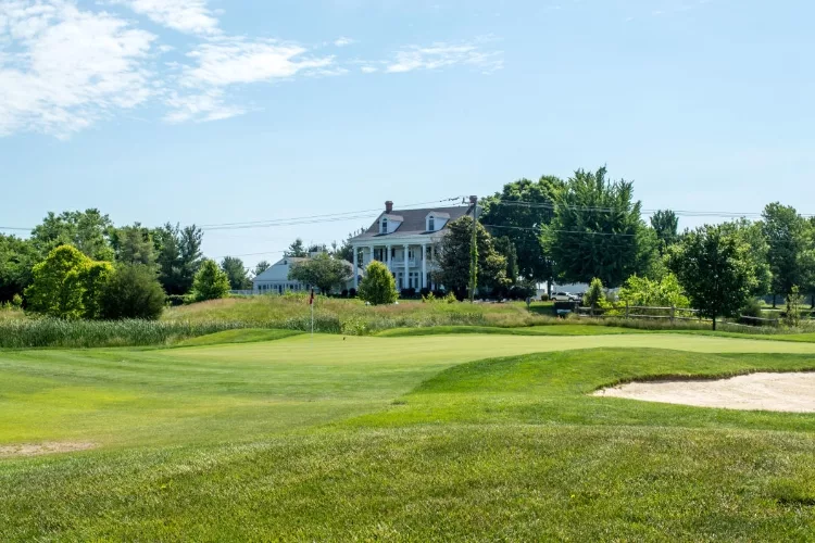 Best Public Golf Courses In Northern & West Virginia and FAQs
