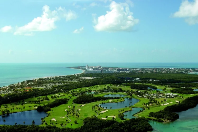 The Ritz-Carlton golf course in Coconut Grove